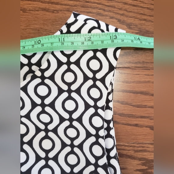 SOLD! Mario Serrani Sheath Dress Black & White Sz Small - Picture 3 of 5